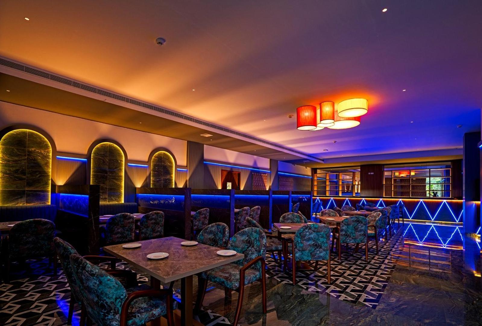 Hotel Grand Avenue Pambadi Exterior photo